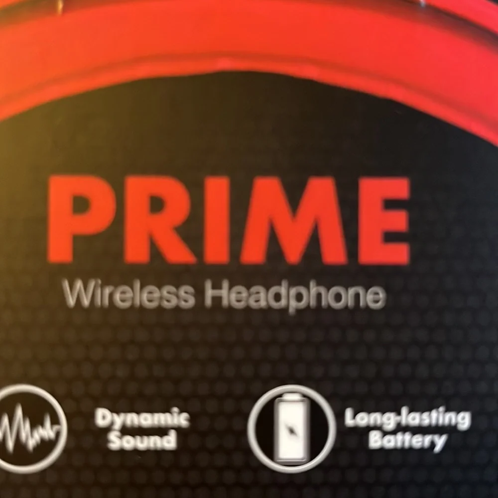 Wireless Bluetooth Headphones with built in microphone for all your gaming